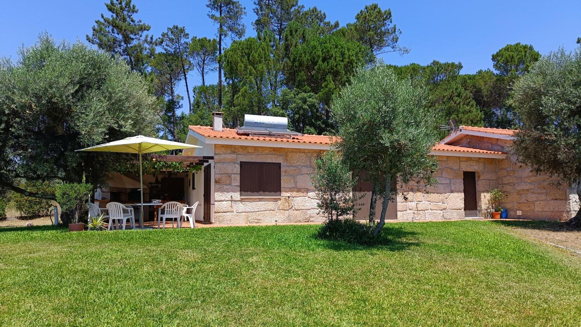 Quinta Da Pedra Mija Guest House Santar ภายนอก รูปภาพ